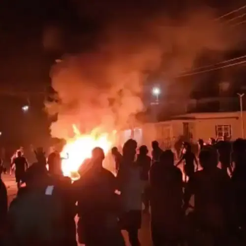 The Communist Party's building in Morón, Cuba, was attacked overnight by anti-government protesters. (@rancanoglenda7 / X)
