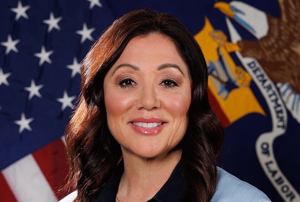 Official portrait of Secretary of Labor, Lori Chavez-DeRemer