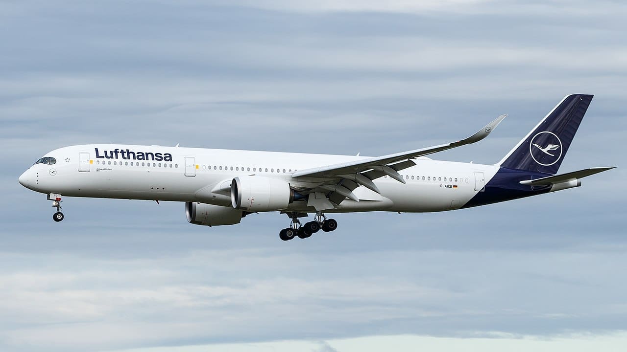 Lufthansa Airbus A359